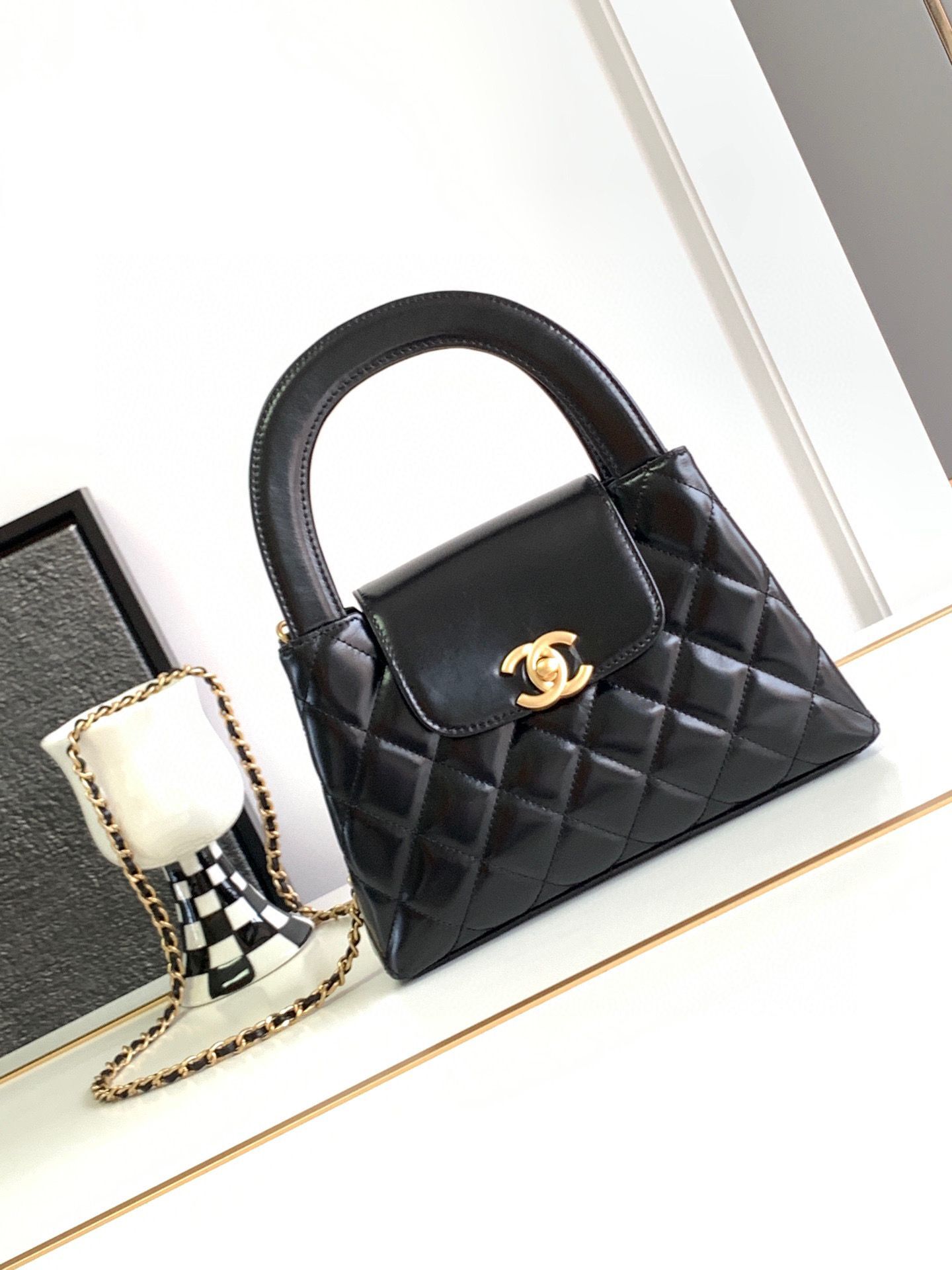 Chanel 23k Vintage Kelly Original Leather Top Handle Bag AS4416 Black