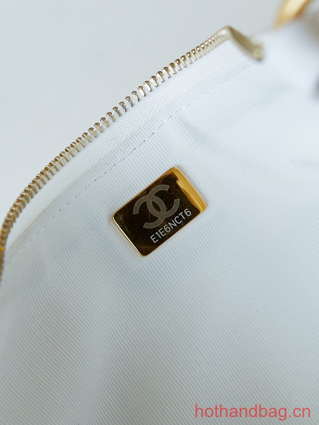 Chanel LARGE HOBO BAG AS4368 white