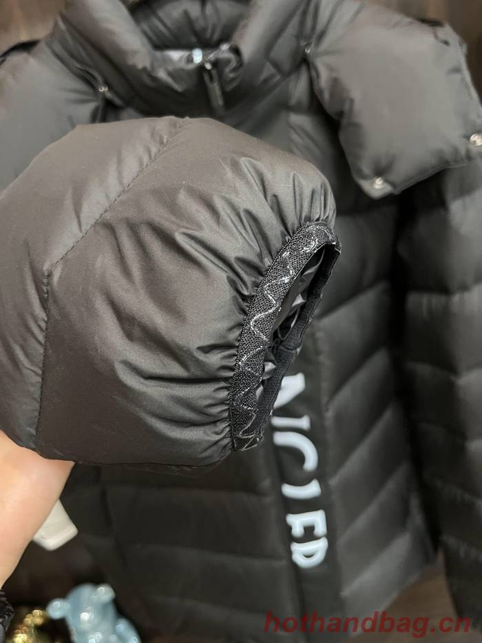 Moncler Top Quality Down Coat MOY00131