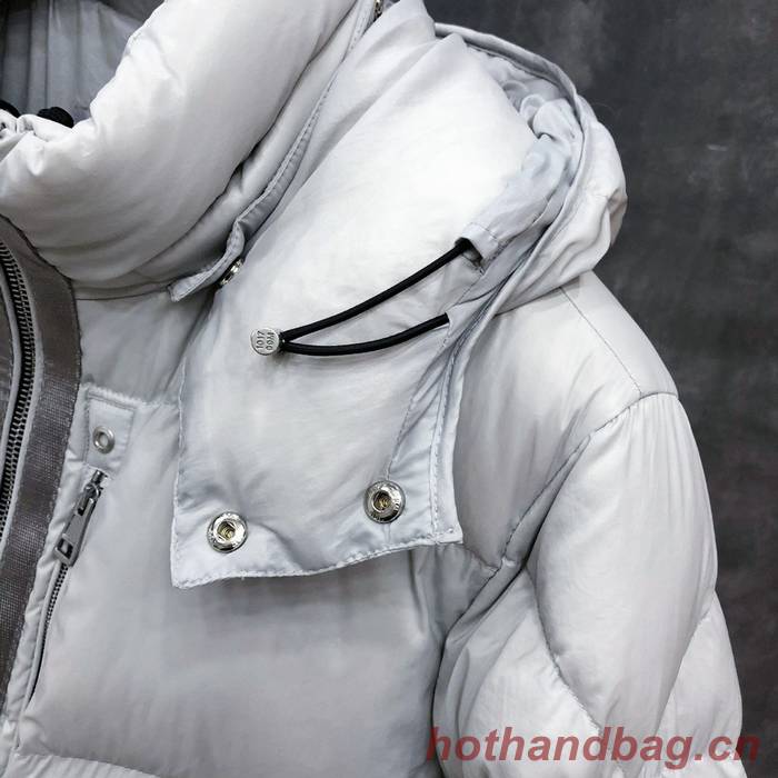 Moncler Top Quality Down Coat MOY00148