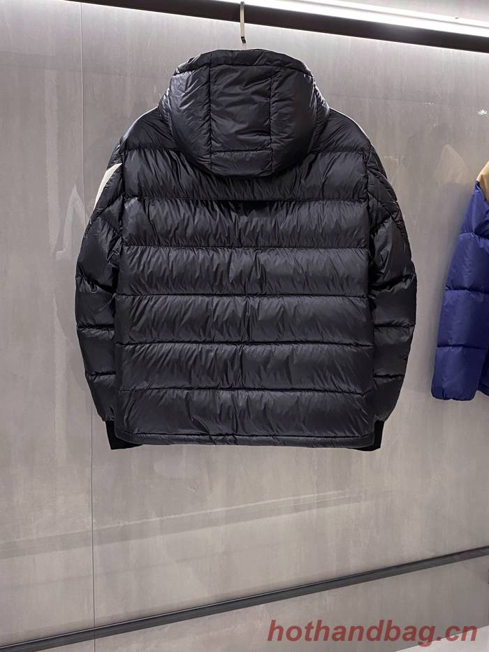 Moncler Top Quality Down Coat MOY00153