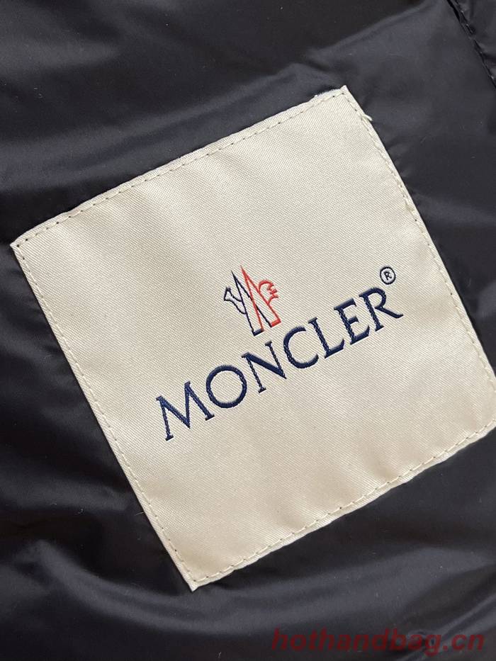 Moncler Top Quality Down Coat MOY00178