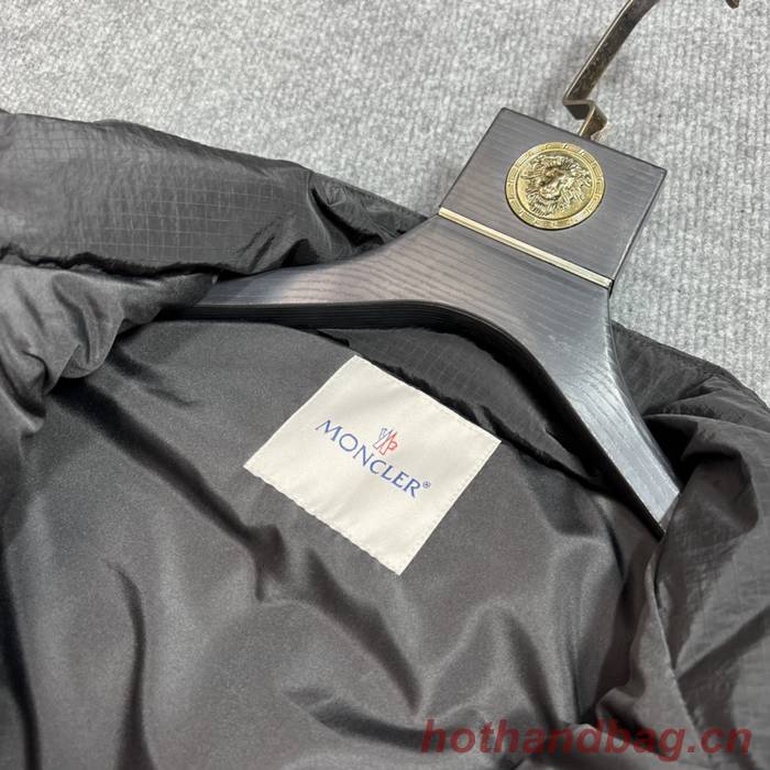 Moncler Top Quality Down Coat MOY00186
