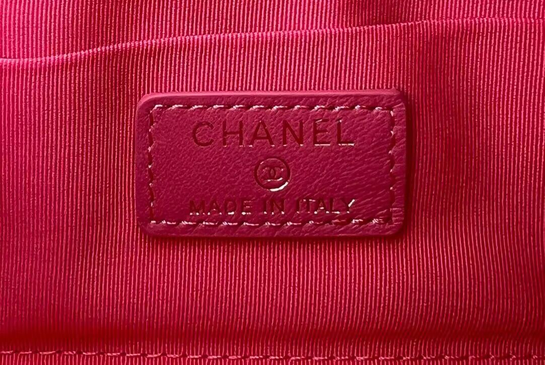 CHANEL 22B Kelly Pearl Top Handle Bag AP3562 Pink