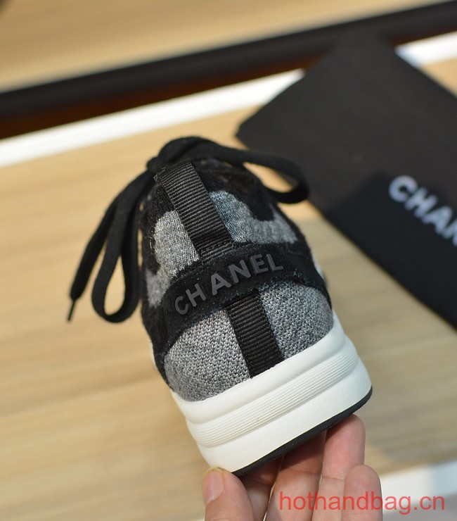 Chanel Sneakers 93783-4