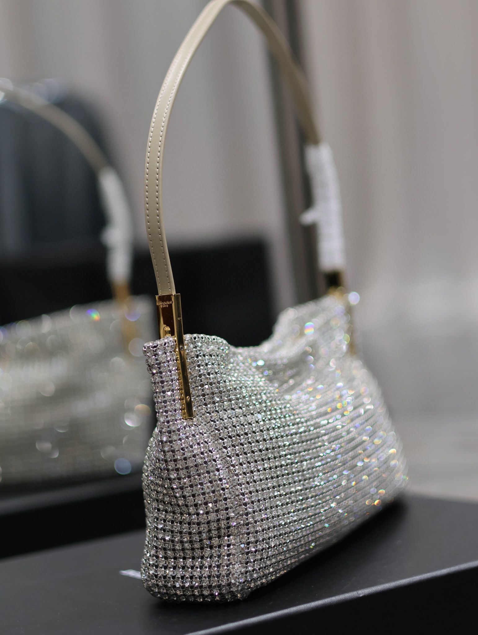 Yves Saint Laurent Suzanne Small In Rhinestones Mesh And Satin Shoulder Bag 741637 Silver