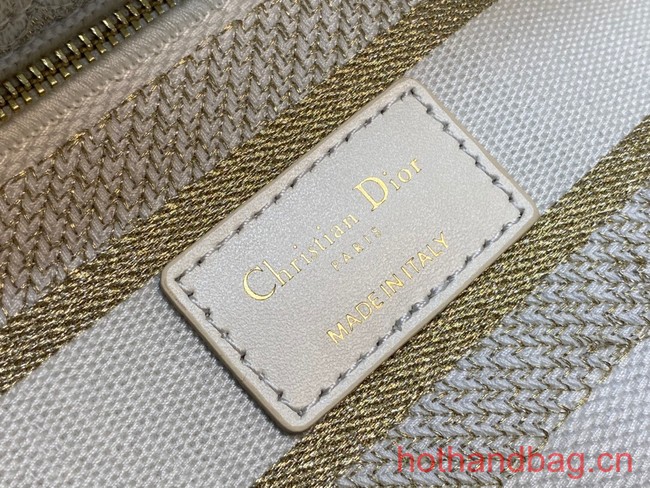 Dior MEDIUM LADY D-LITE BAG Embroidery M0565OE-3