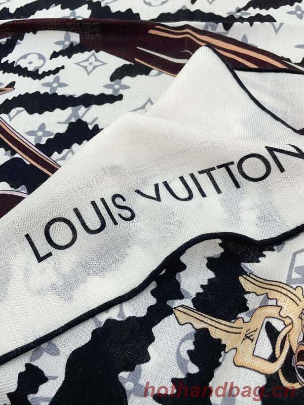 Louis Vuitton Scarf LVC00424