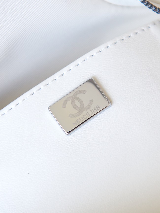 Chanel 24C Star Bag AS4579 white