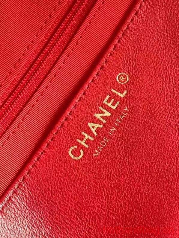 Chanel CLASSIC HANDBAG AS4222 red