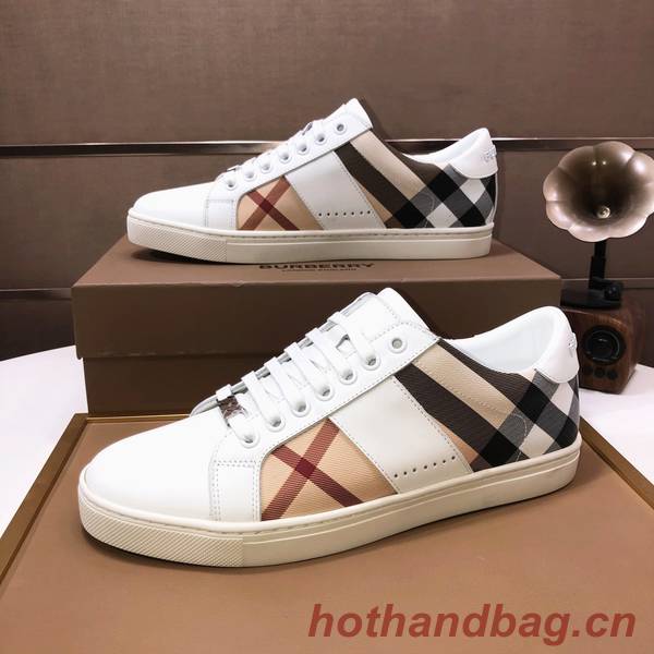 Burberry Shoes BBS00013