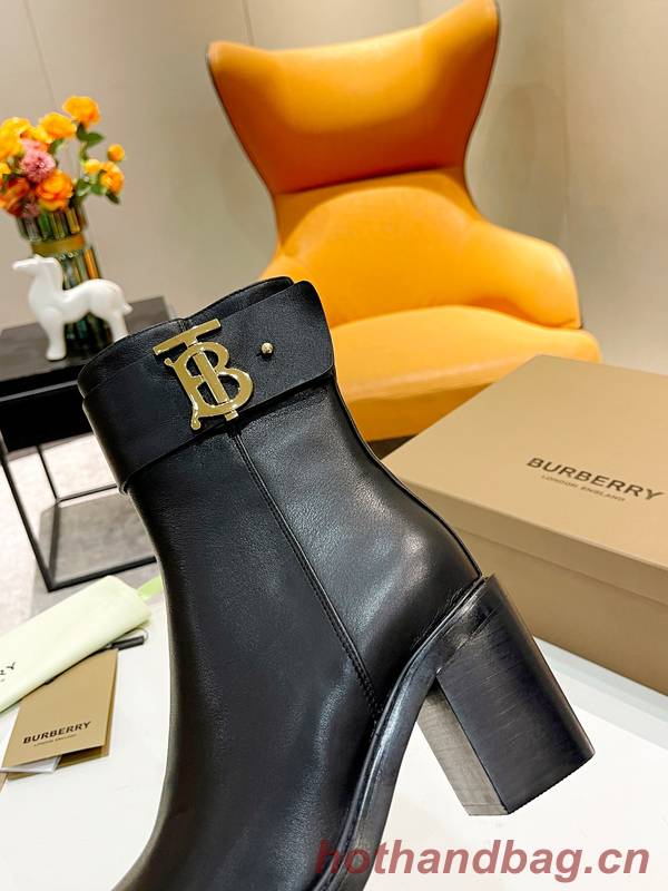 Burberry Shoes BBS00020
