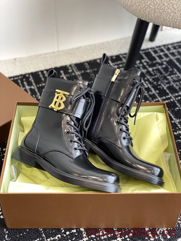 Burberry Shoes BBS00022