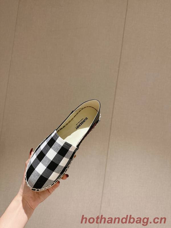 Burberry Shoes Couple BBS00039
