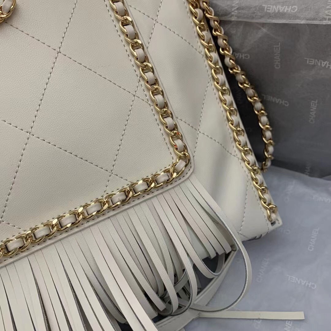 Chanel Shoulder Bag AS8016 white