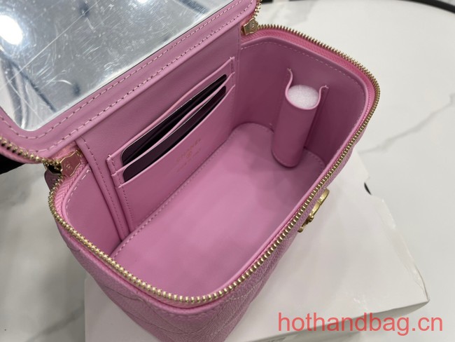 Chanel CLUTCH WITH CHAIN A68130 pink