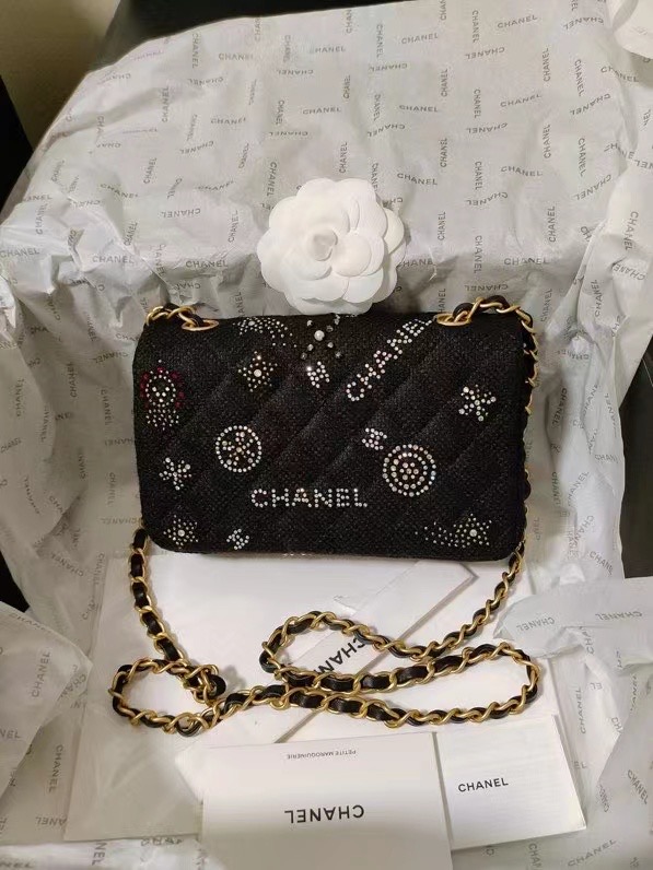 Chanel SMALL CLASSIC HANDBAG A01113 Black
