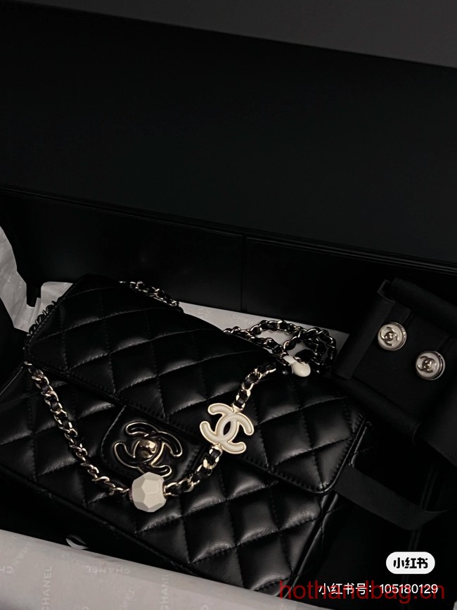 Chanel CLUTCH WITH CHAIN A23P BLACK