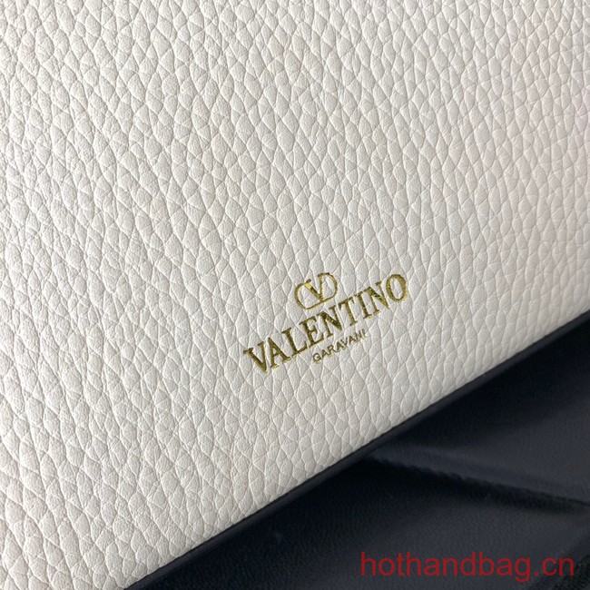 VALENTINO GARAVANI Loco Calf leather bag 0322 White