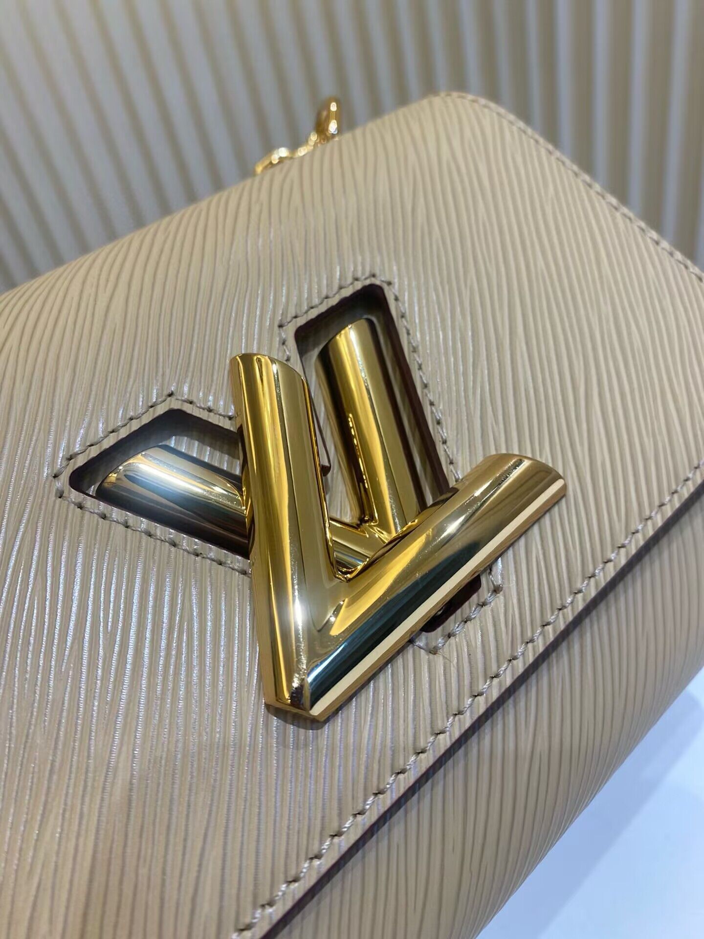 Louis Vuitton Epi Leather Twist PM M21119 Apricot