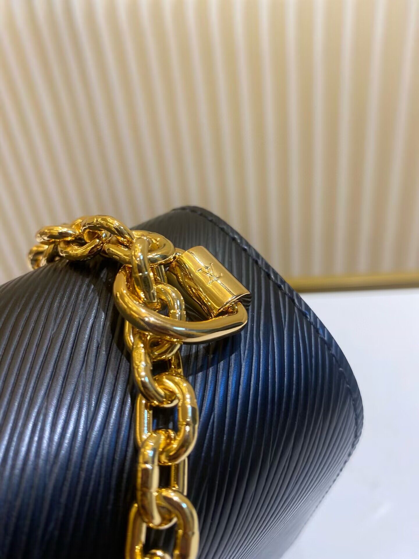 Louis Vuitton Epi Leather Twist PM M21119 Black Gold-Tone