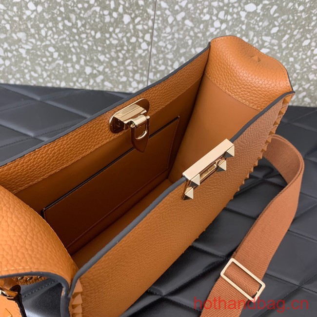 VALENTINO GARAVANI Loco Calf leather bag 0042 Camel