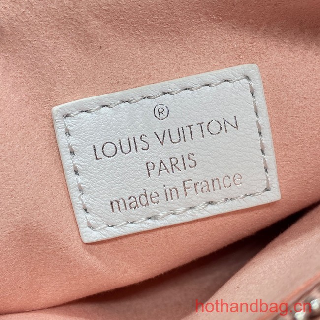 Louis Vuitton SKI Coussin BB M23617 white