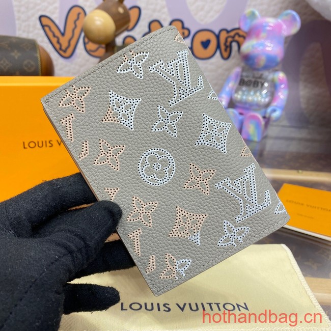 Louis Vuitton FLIGHT MODE Passport Cover M82721 Gray