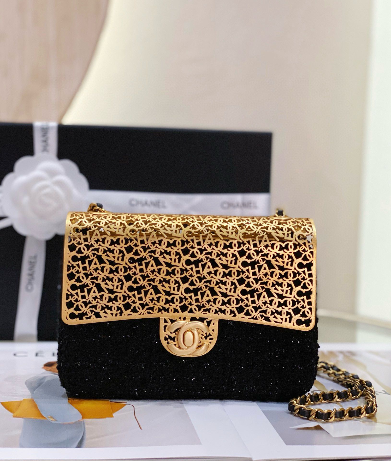 Chanel Clutch Shoulder Handbag SS2022 Gold&Black