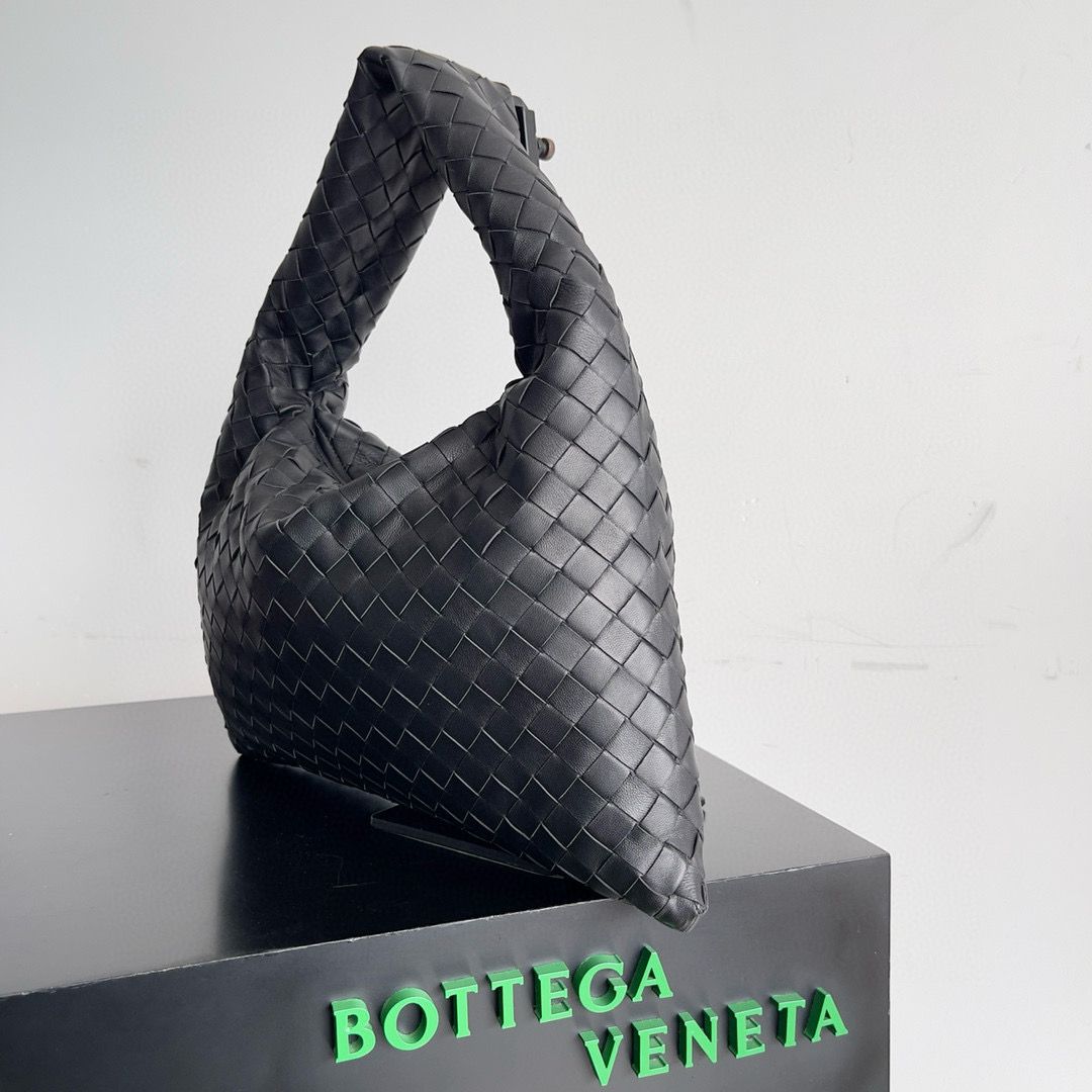Bottega Veneta Medium Hop Original Leather Bag 763966 Black