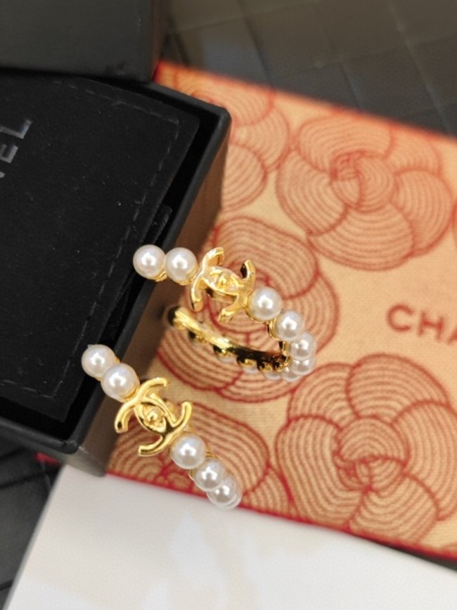 Chanel Earrings CE13786