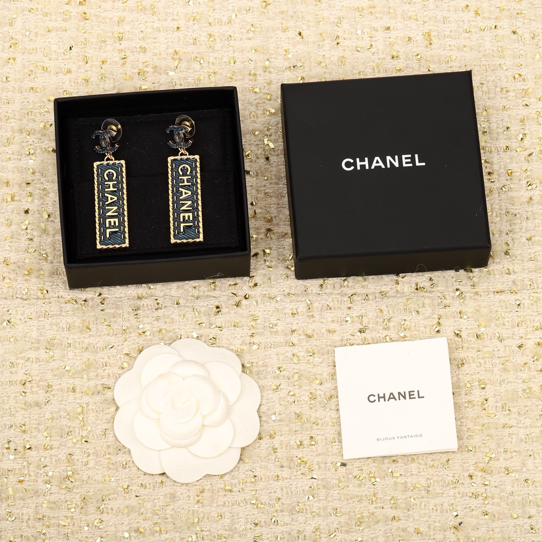 Chanel Earrings CE13855