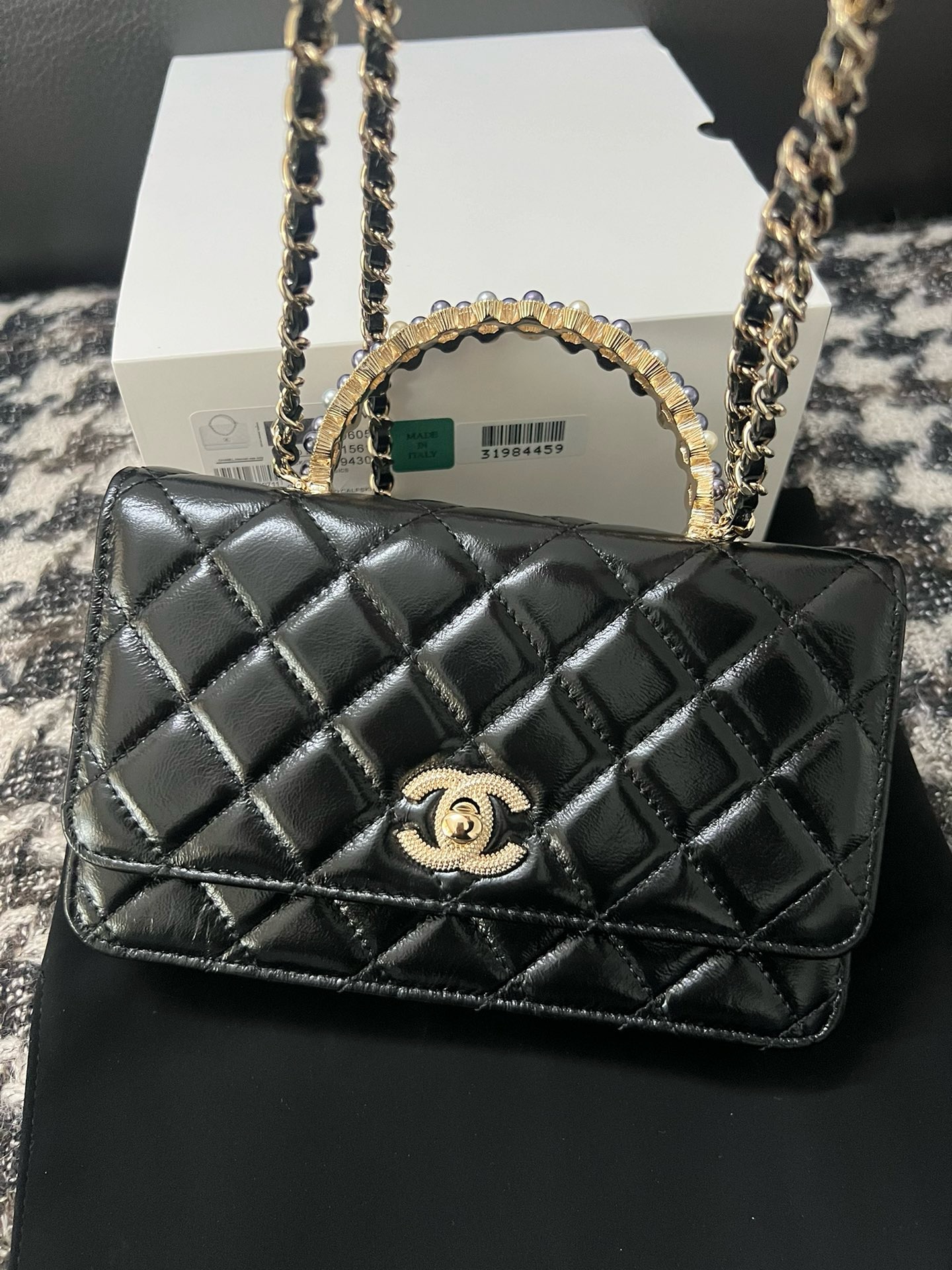 CHANEL FLAP PHONE HOLDER WITH CHAIN AC3566 black