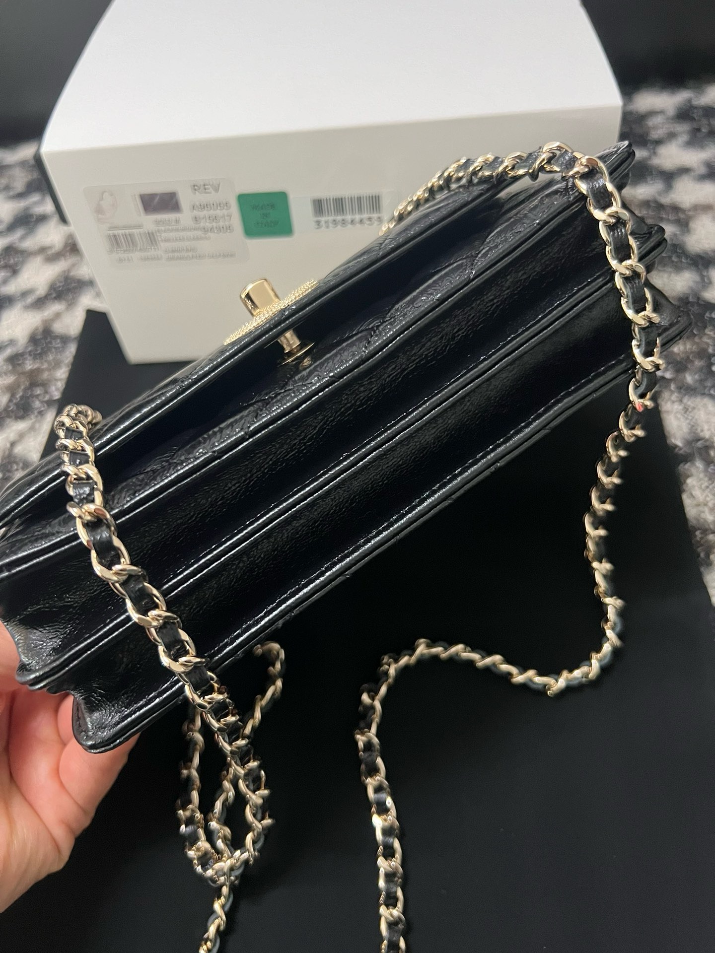 CHANEL FLAP PHONE HOLDER WITH CHAIN AD3566 black