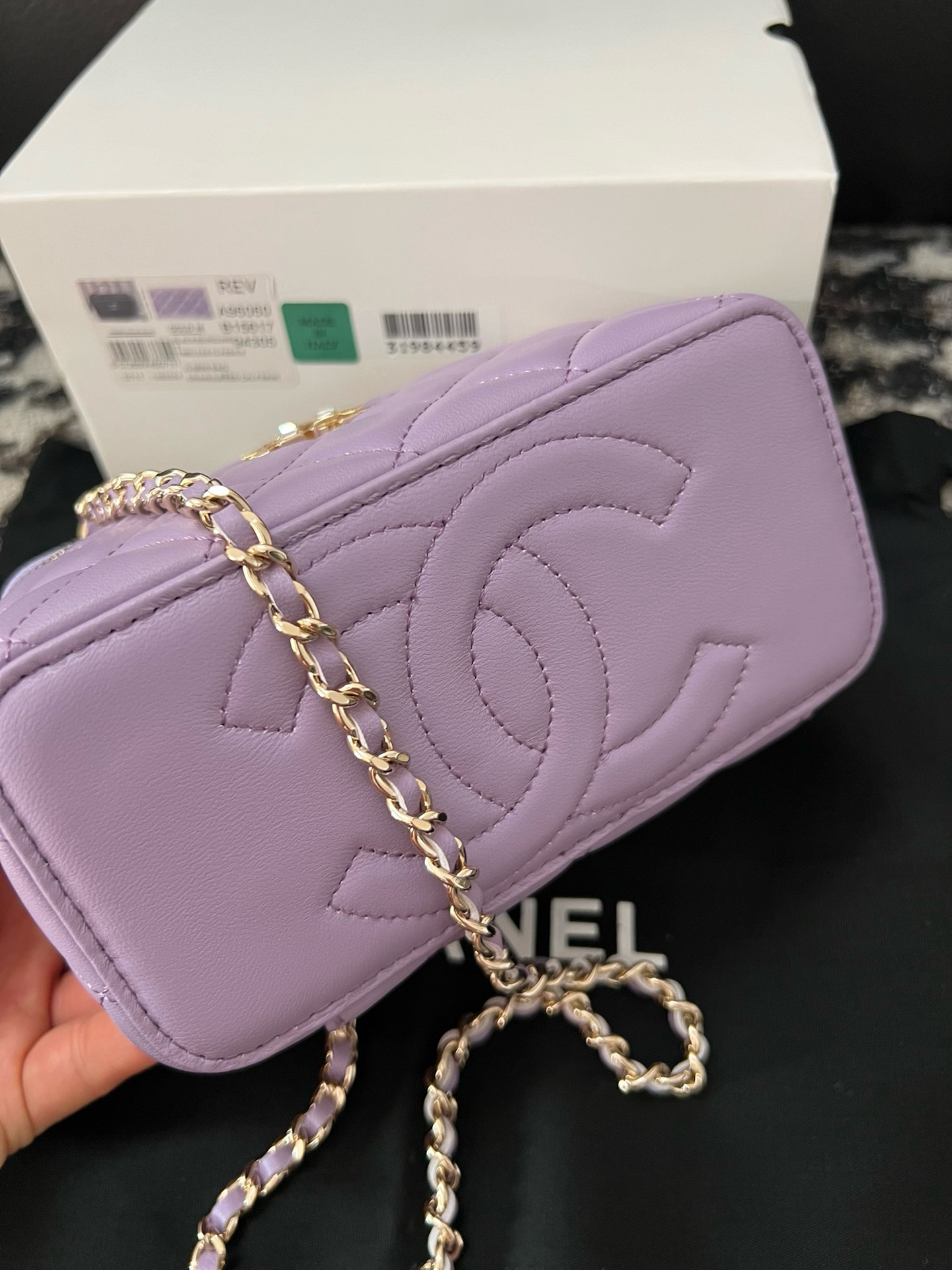 CHANEL CLUTCH WITH CHAIN AB3747 Light purple
