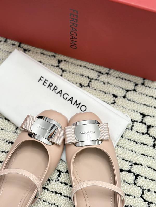 Ferragamo Shoes FMS00083