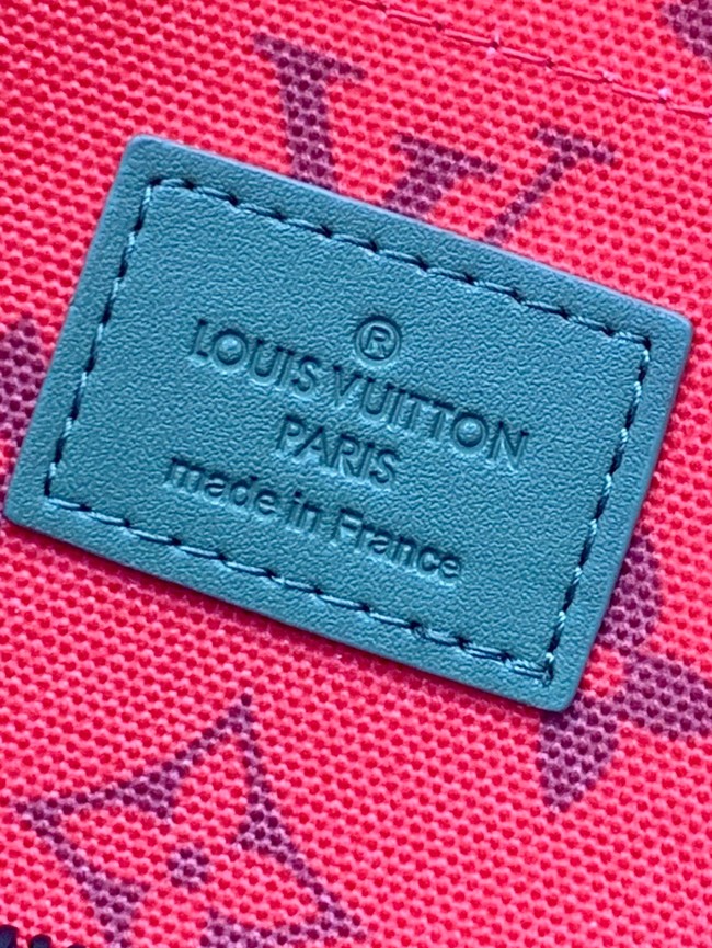 Louis Vuitton Pochette Voyage Souple M82545-3 green