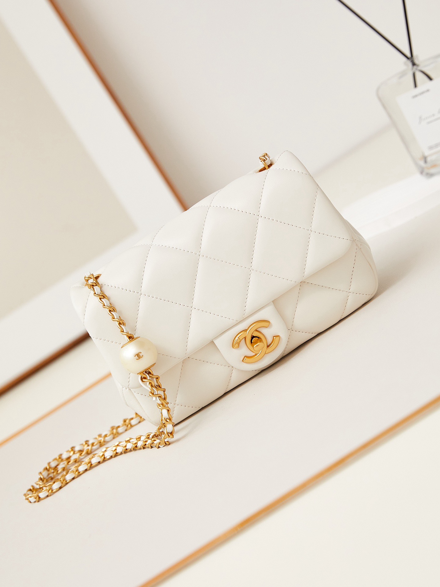 CHANEL SMALL FLAP BAG AS4861 white