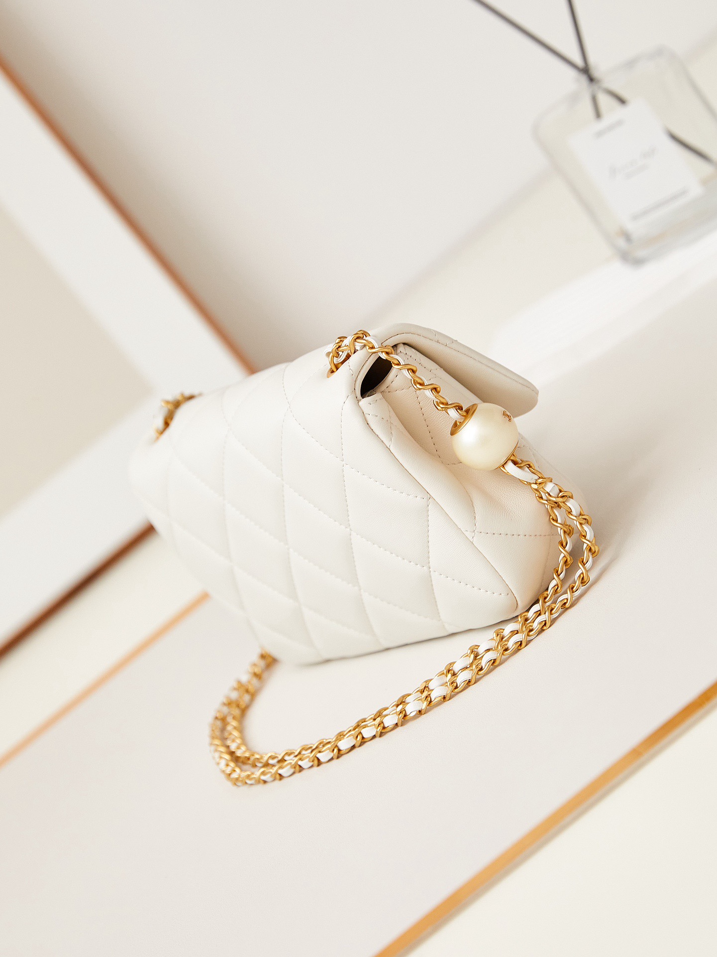 CHANEL SMALL FLAP BAG AS4861 white