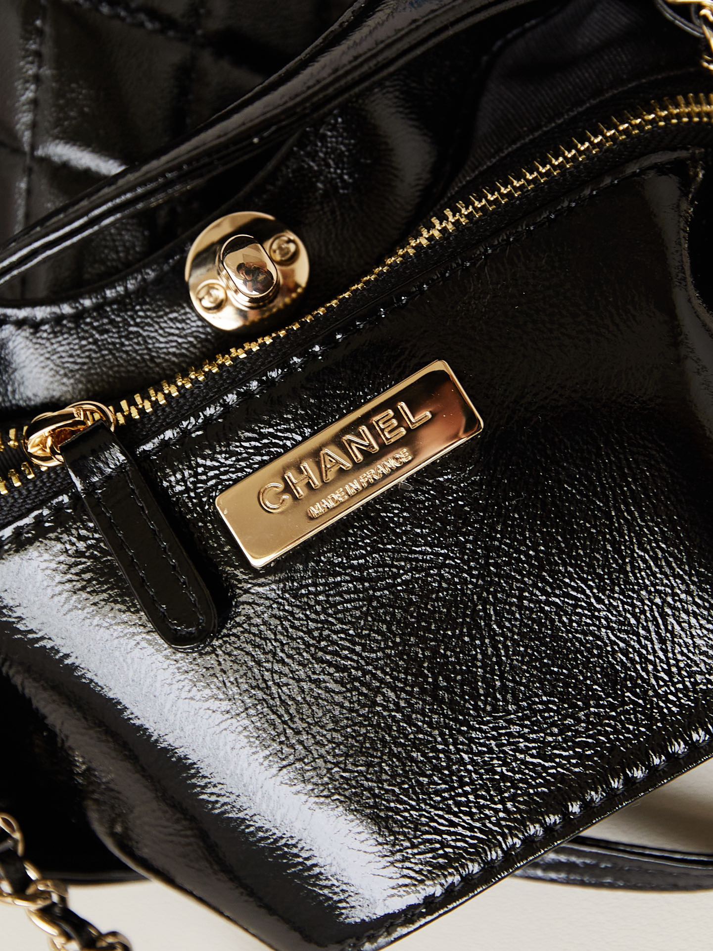 Chanel SMALL 31 bag AS4133 black