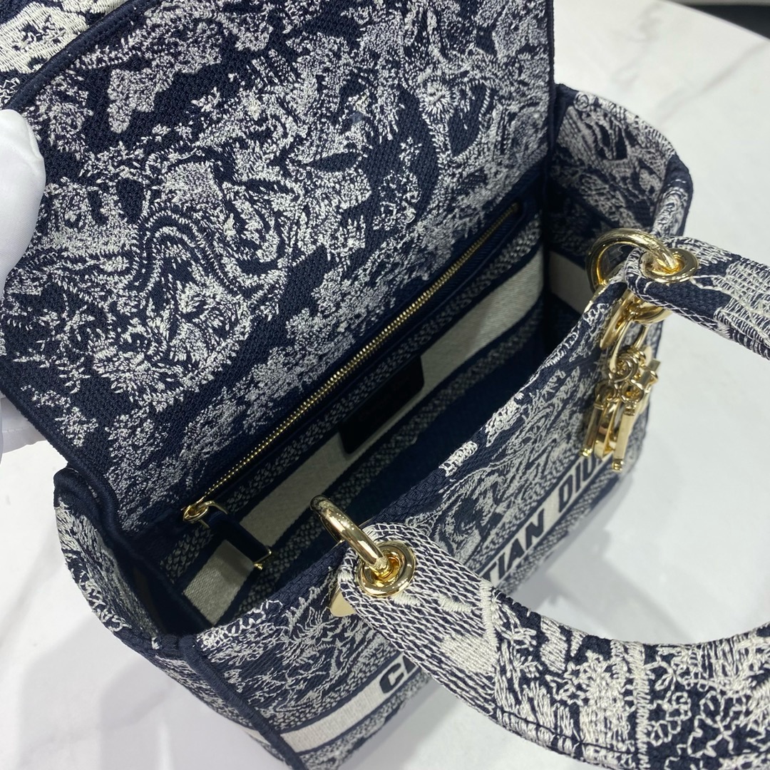 DIOR Medium Lady D-Lite Bag Toile de Jouy Embroidery M0565OTD blue