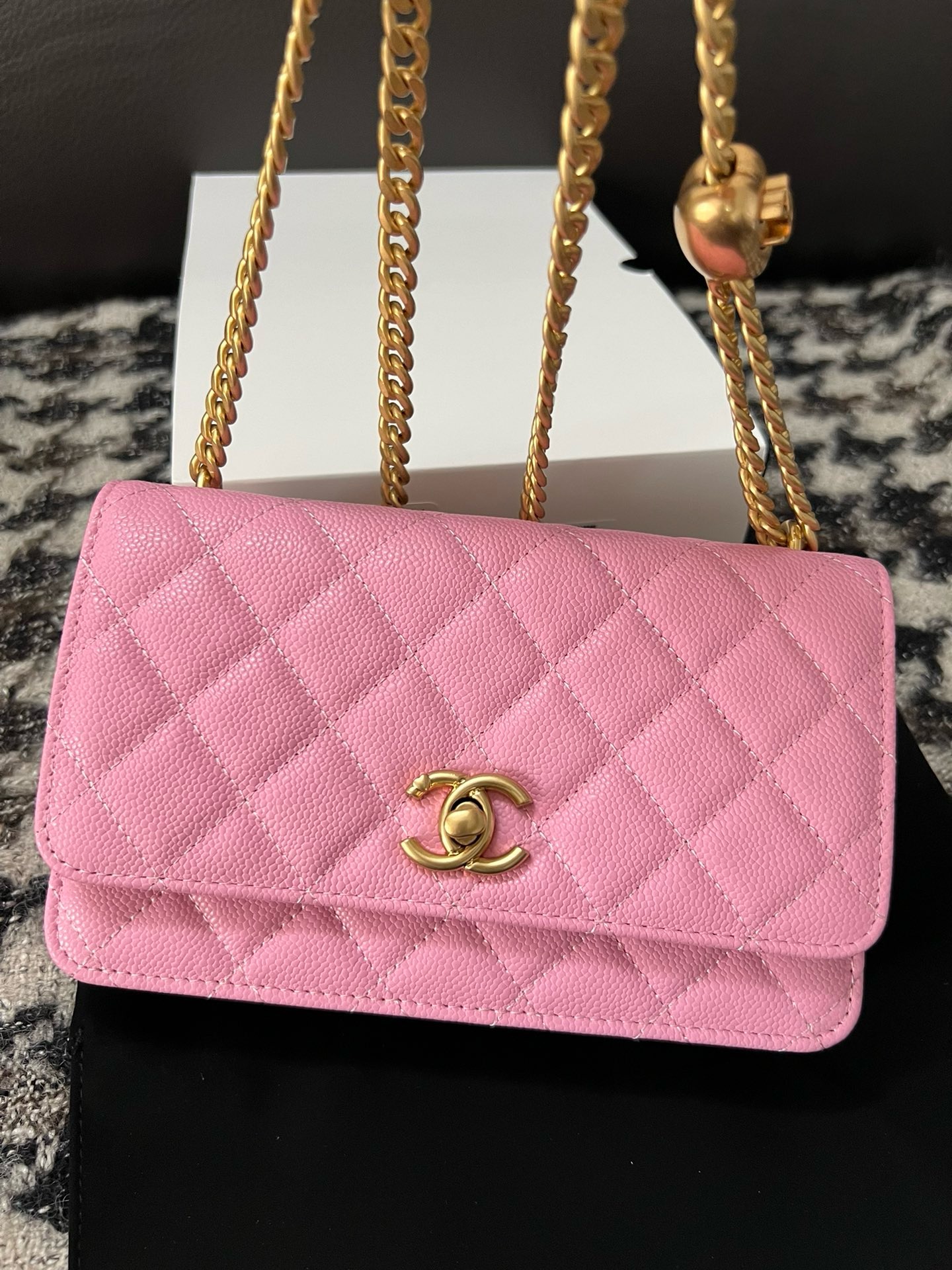 CHANEL WALLET ON CHAIN AP3971 pink