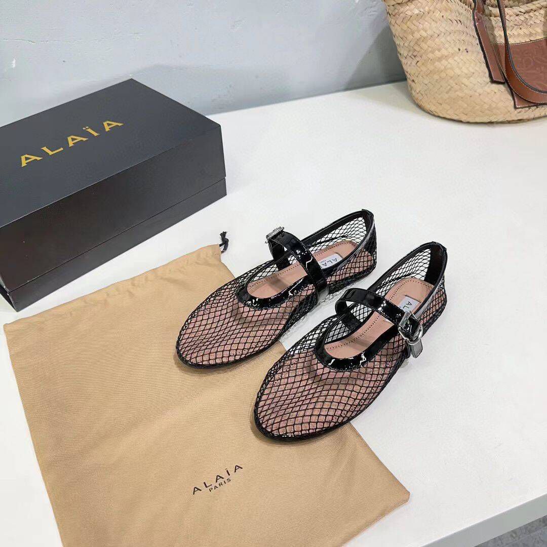 Alaia Shoes A63022