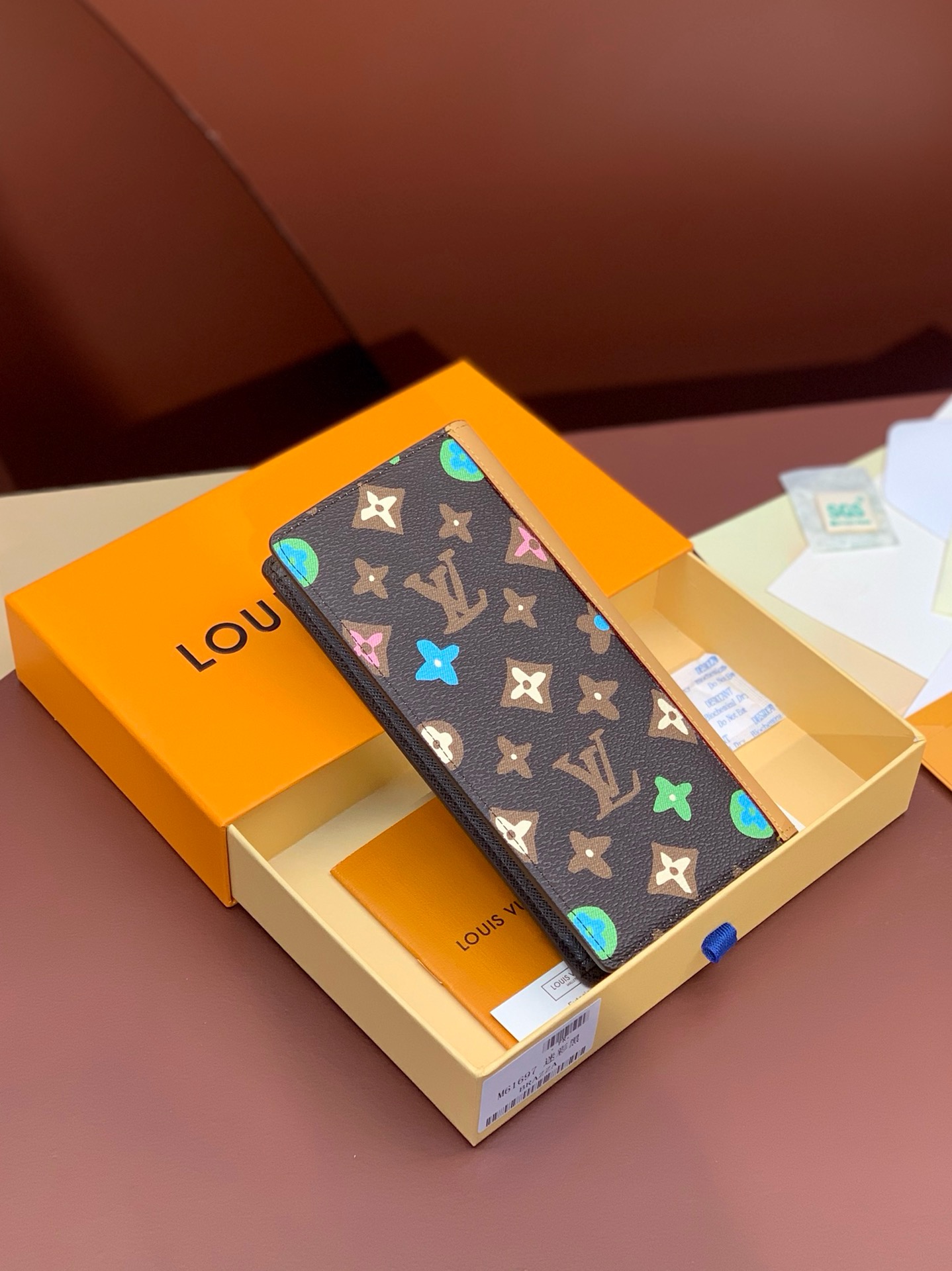Louis Vuitton Brazza Wallet M83335 Chocolate