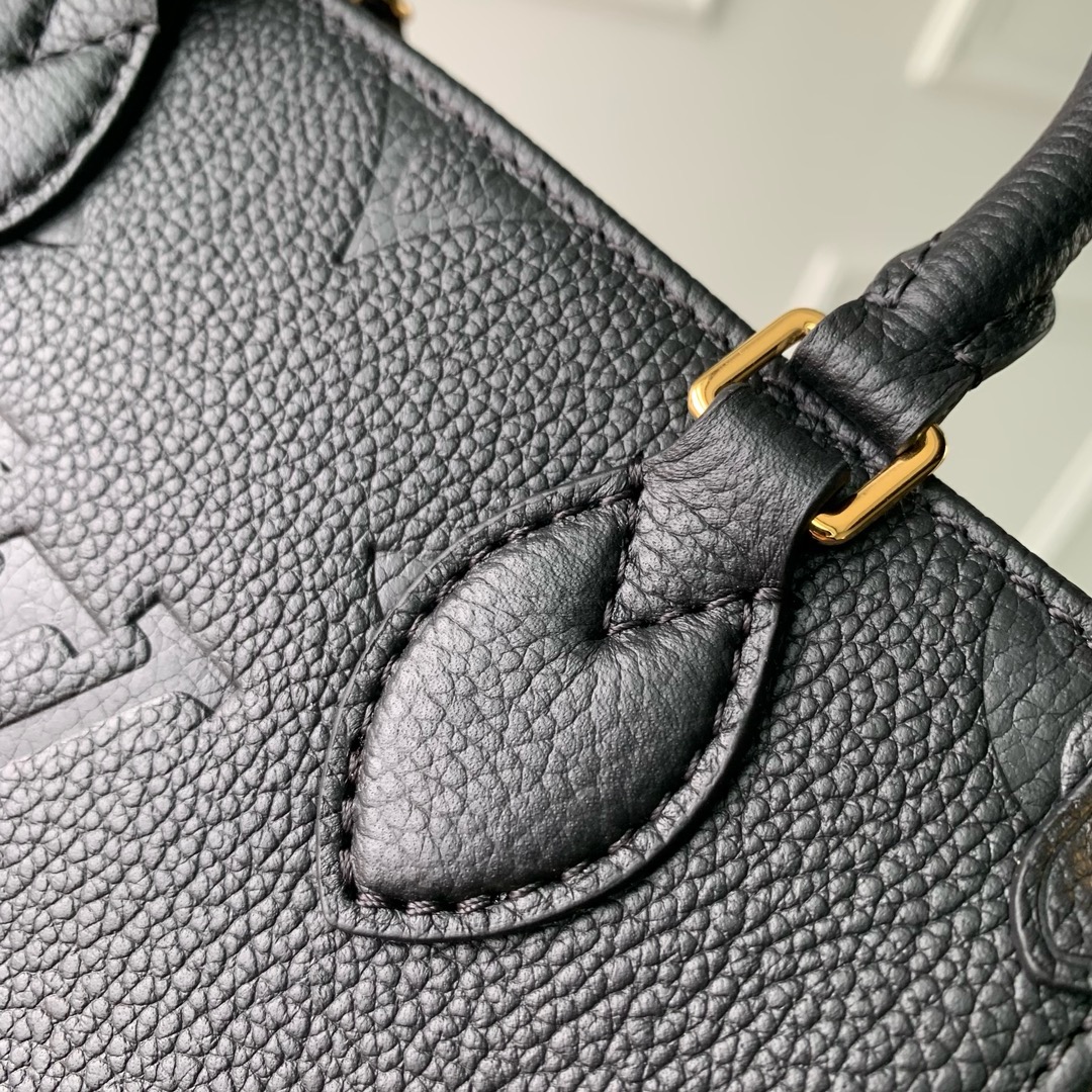 Louis Vuitton OnTheGo BB M47054 black&Cream