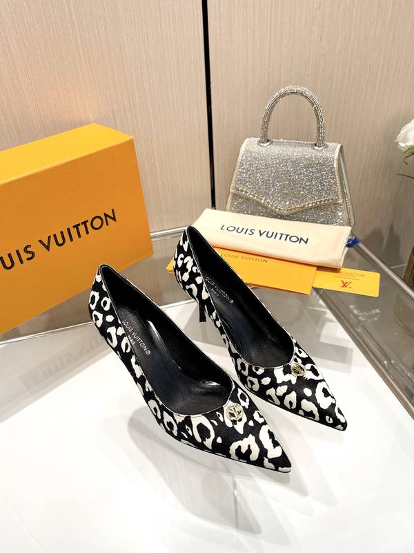 Louis Vuitton Shoes LVS00734 Heel 7CM