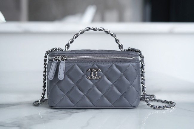 CHANEL 23K CLUTCH WITH CHAIN AP3768 gray