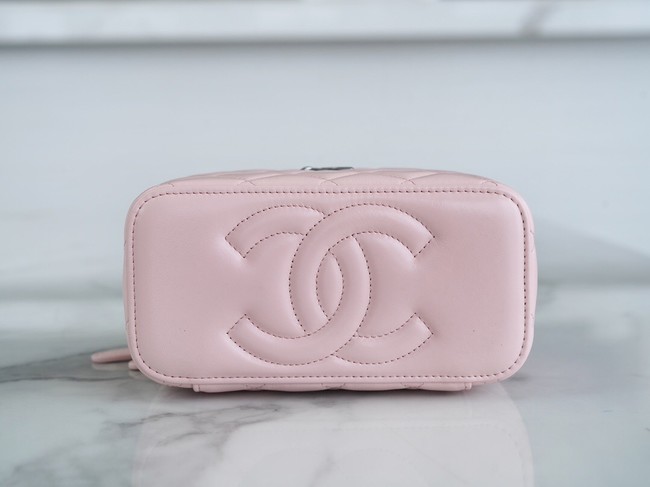 CHANEL 23K CLUTCH WITH CHAIN AP3768 pink