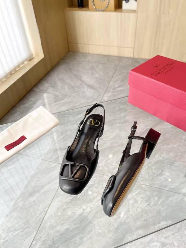 Valentino Shoes VOS00454 Heel 2CM