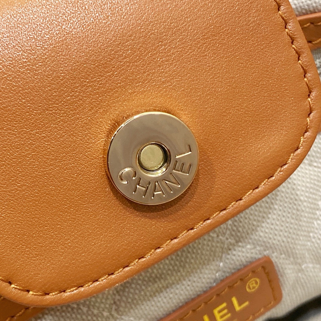 Chanel Weaving Shoulder Bags AS6010 brown
